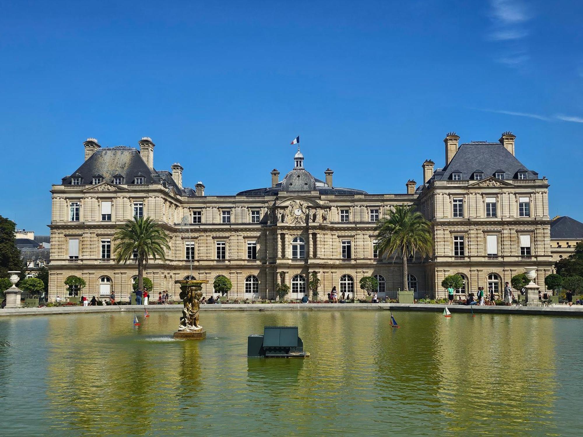 Hotel La Louisiane Paris Exterior photo